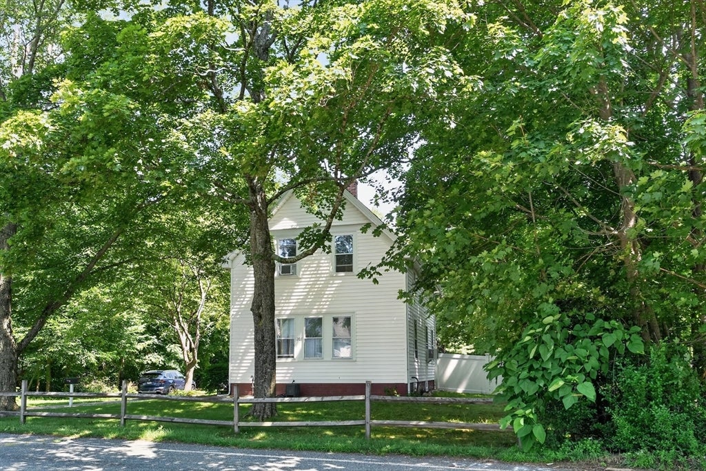 207 N Central St, East Bridgewater, MA, 207 N Central St, East Bridgewater, MA Photo #3