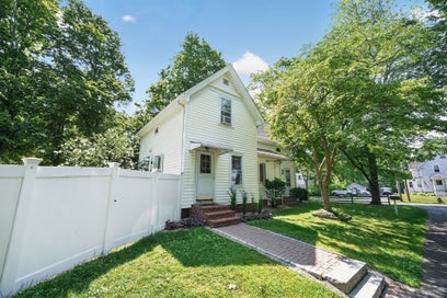 207 N Central St East Bridgewater MA 02333