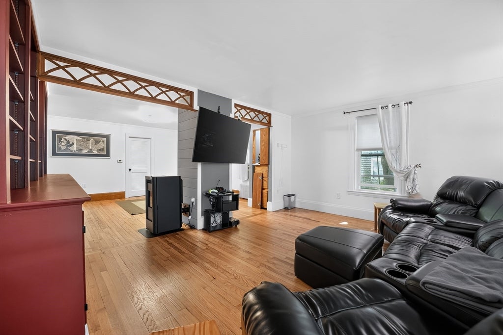 207 N Central St, East Bridgewater, MA, 207 N Central St, East Bridgewater, MA Photo #16