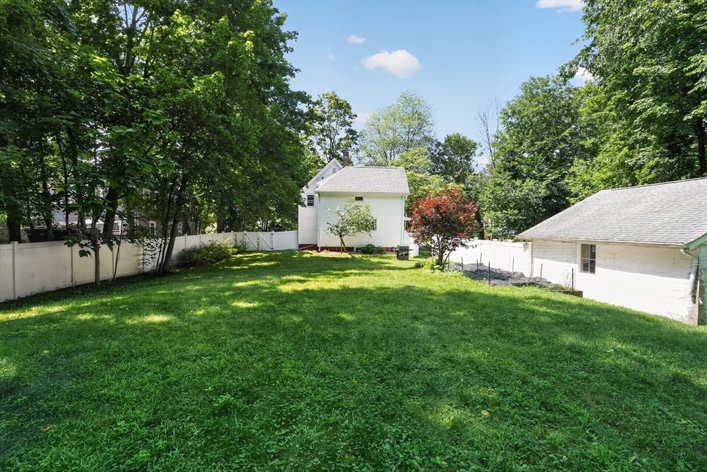 207 N Central St, East Bridgewater, MA, 207 N Central St, East Bridgewater, MA Photo #11