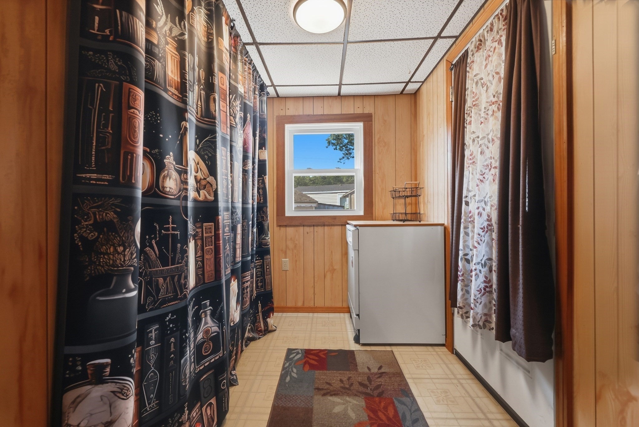 194 Lafayette Road 1N