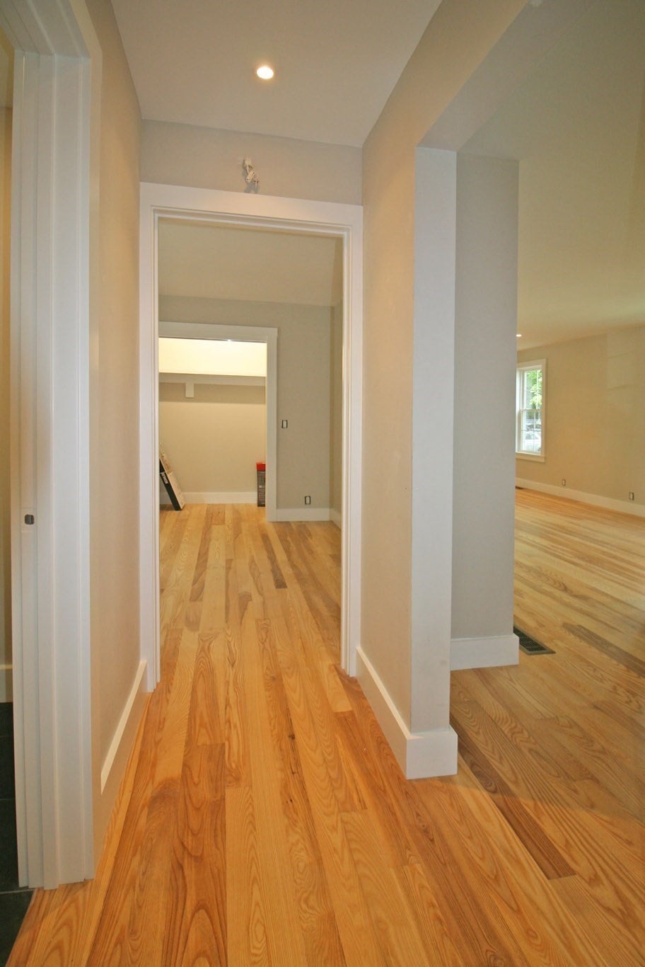 28 Northern Ave #Up, Northampton, MA Photo #13