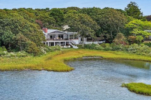 55 Bournes Pond Rd Falmouth MA 02536