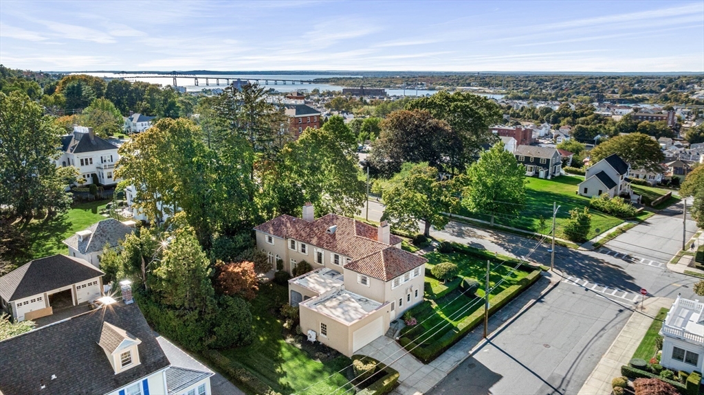 1247 Highland Avenue