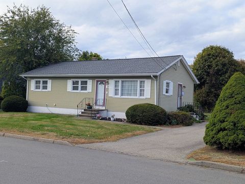 19 Lisa Lane Lawrence MA 01843