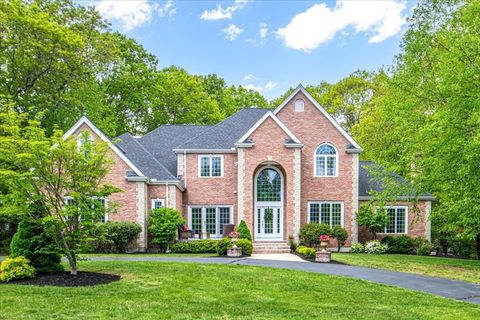 38 Lenox Dr Franklin MA 02038