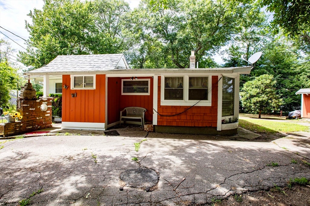 19 Carver St, Whitman, MA, 19 Carver St, Whitman, MA Photo #3