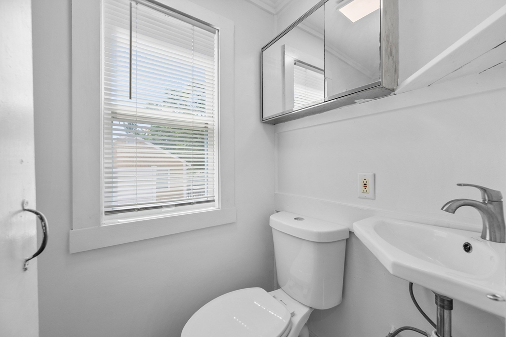 95 Shore Road #8, Truro, MA Photo #7