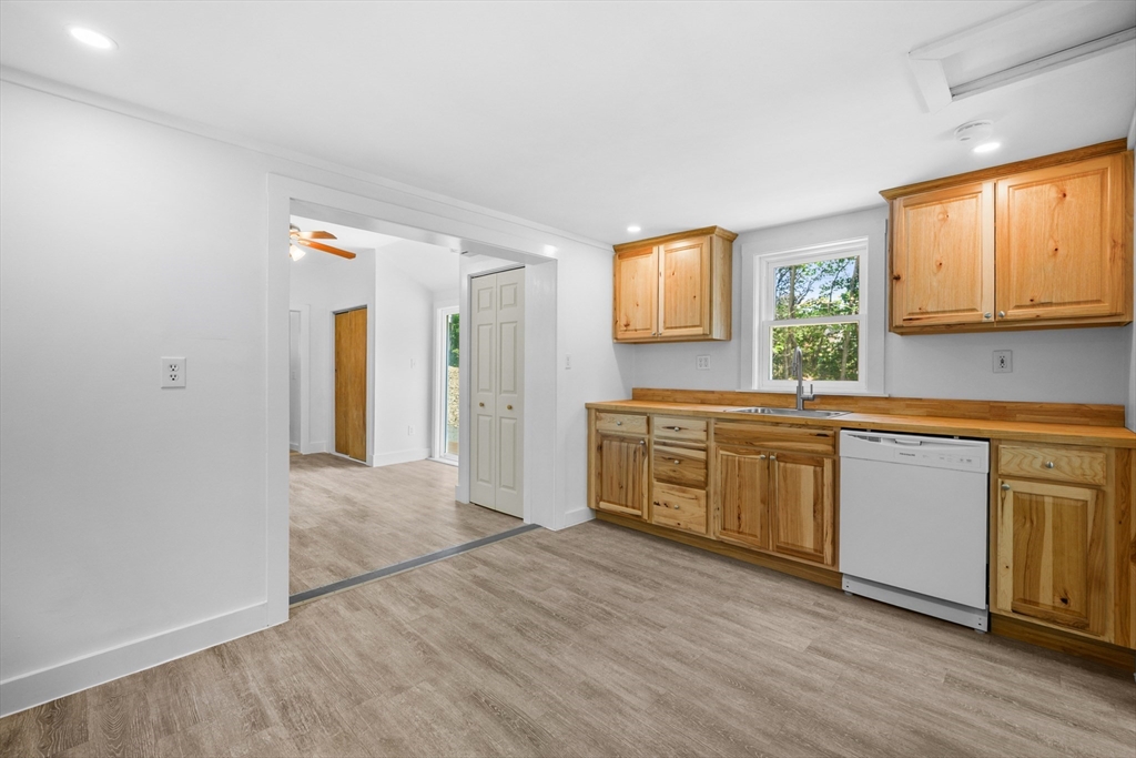 95 Shore Road #8, Truro, MA Photo #4