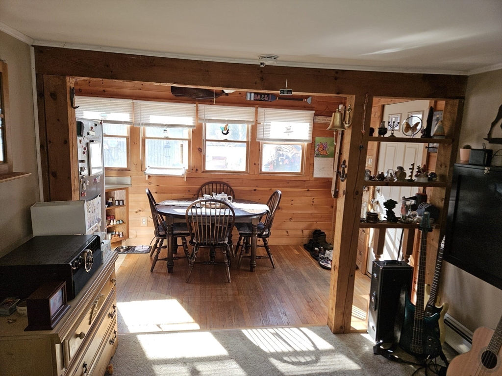 9 East Lakeside Ave