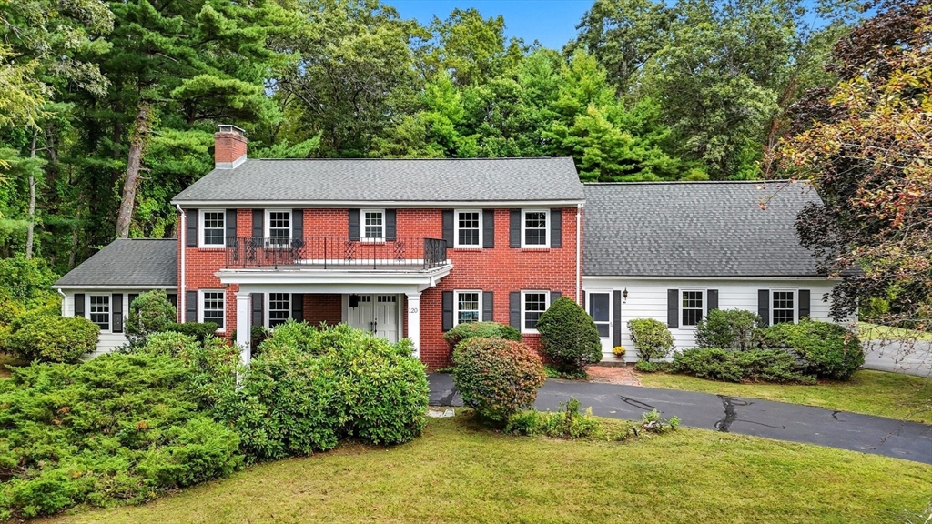 120 Northfield Rd
