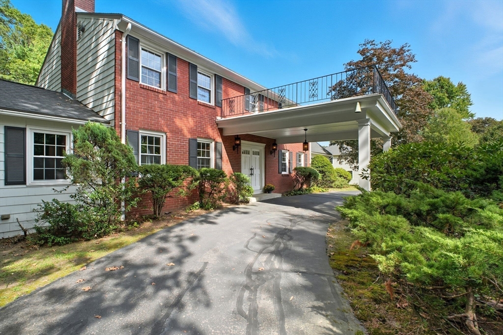 120 Northfield Rd