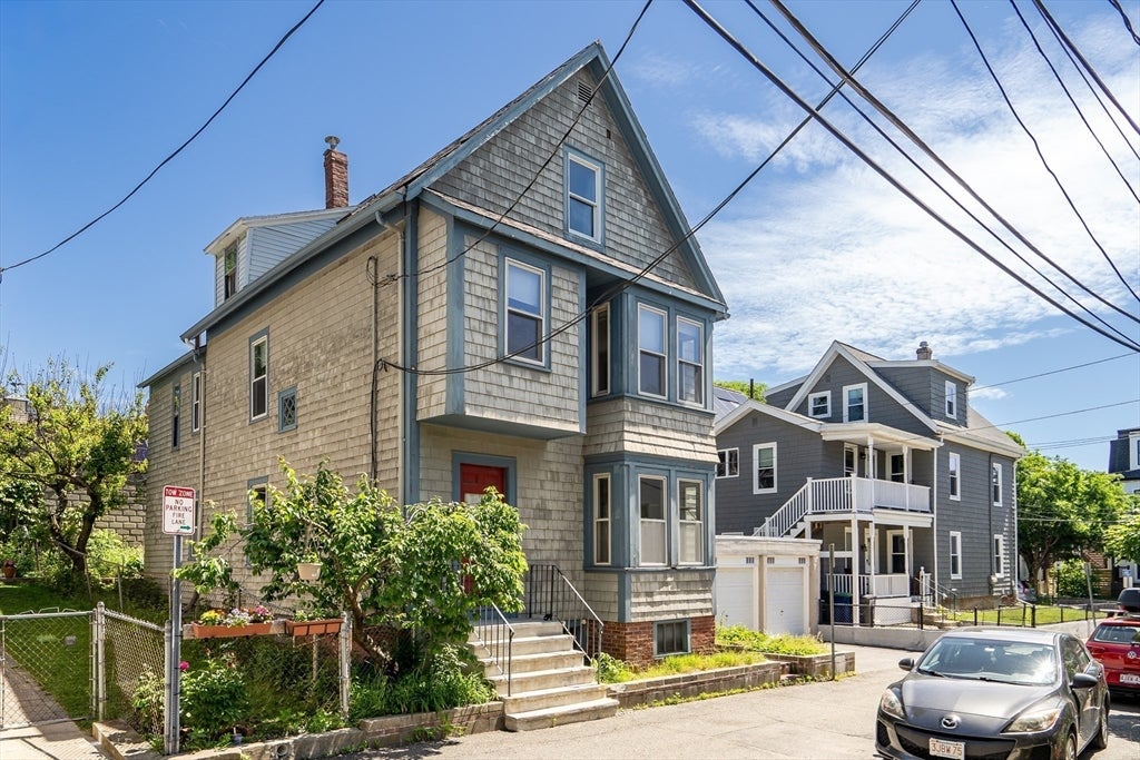 8 Parker Pl