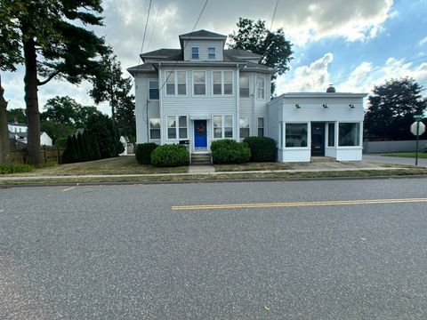 Photo of 168 Wheatland Ave #2, Chicopee, MA 01020 (MLS # 73463199)