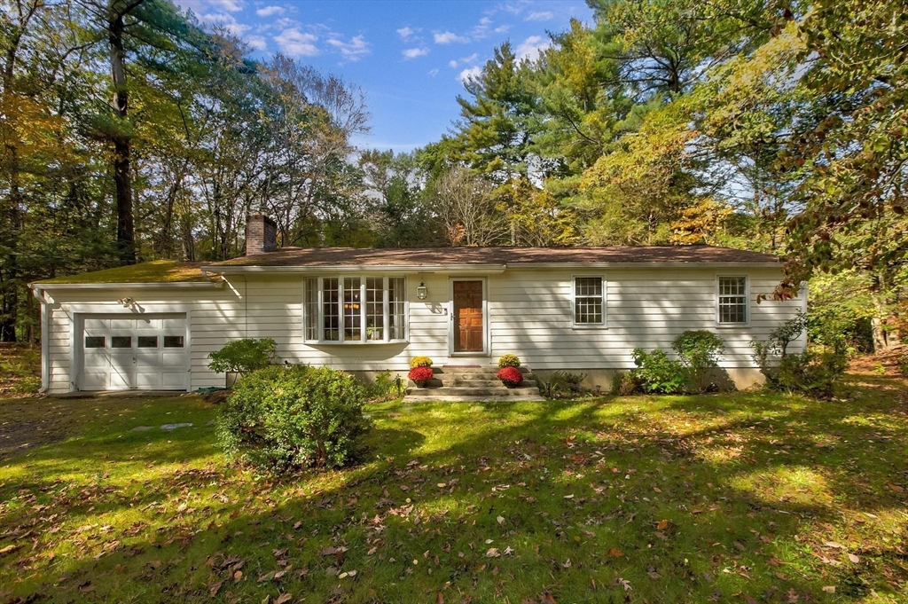 220 Red Acre Rd