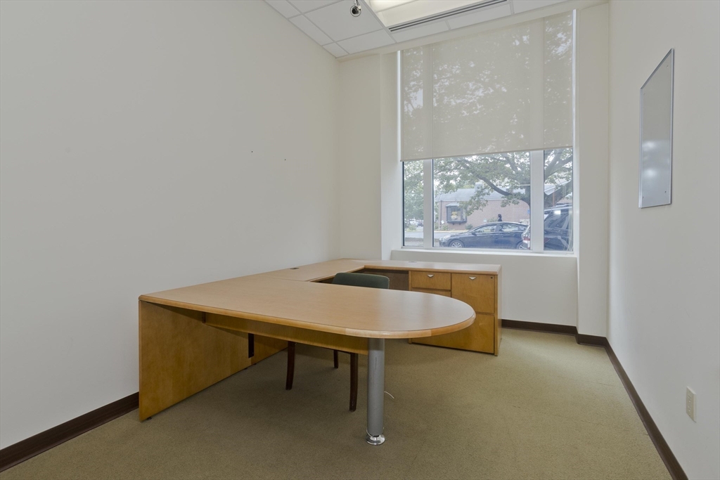 West Springfield, Massachusetts 01089, United States, ,Residential,Active,196533