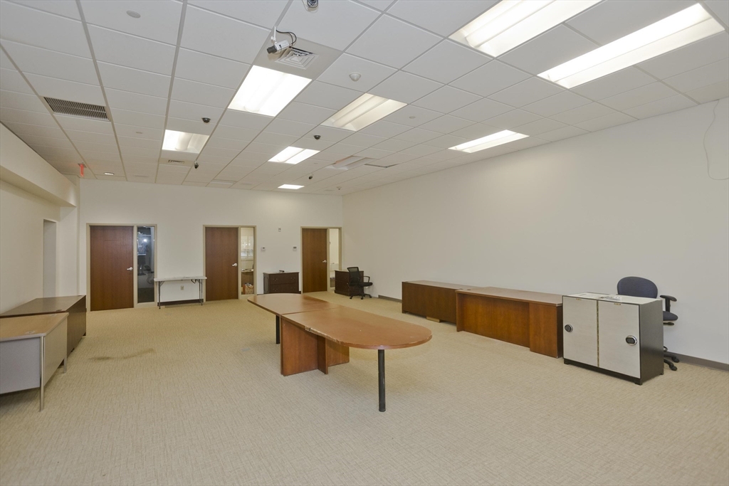 West Springfield, Massachusetts 01089, United States, ,Residential,Active,196533