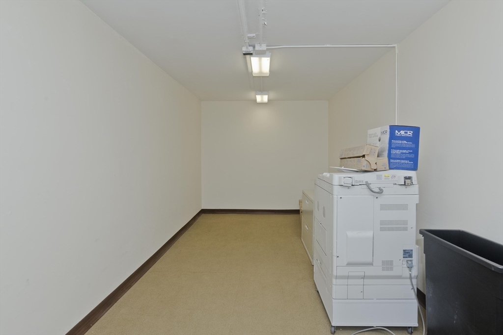 West Springfield, Massachusetts 01089, United States, ,Residential,Active,196533