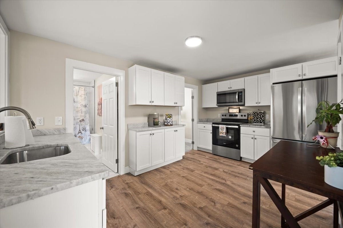 1381 Cohannet St, Taunton, MA Photo #3