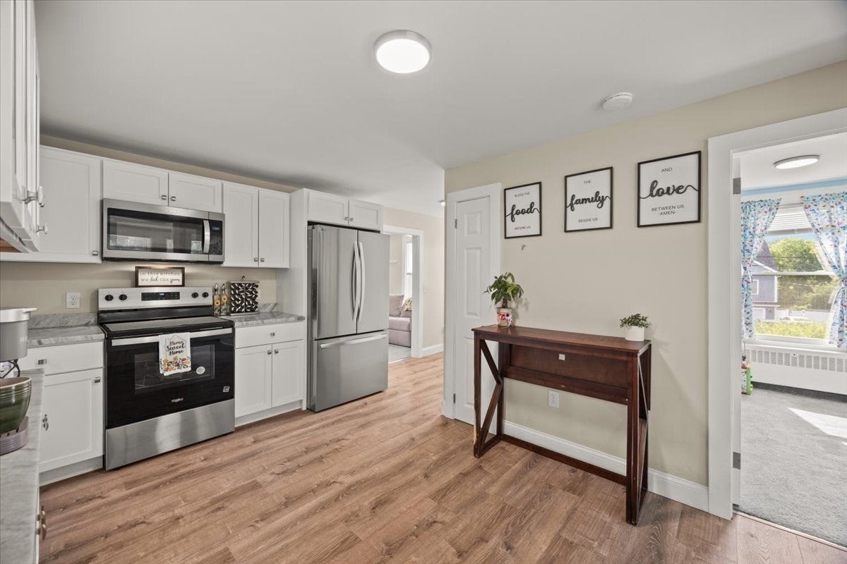 1381 Cohannet St, Taunton, MA Photo #4