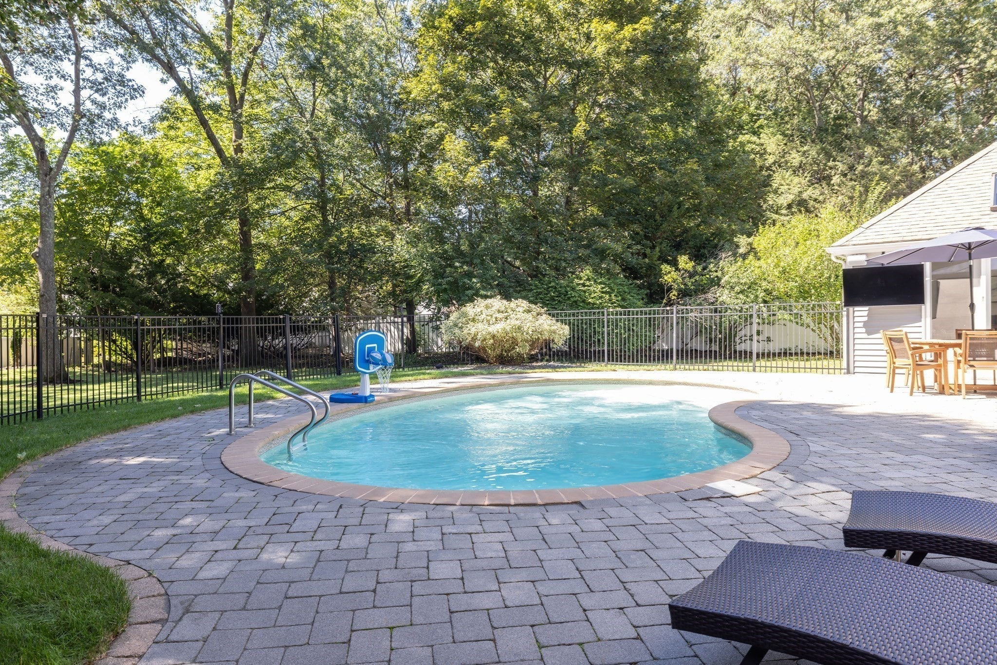 4 Fern St, Natick, MA Photo #35