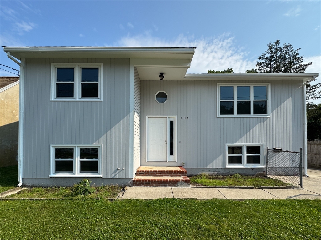 334 Austin St