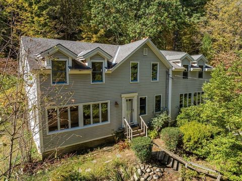 139 Water St Northampton MA 01053