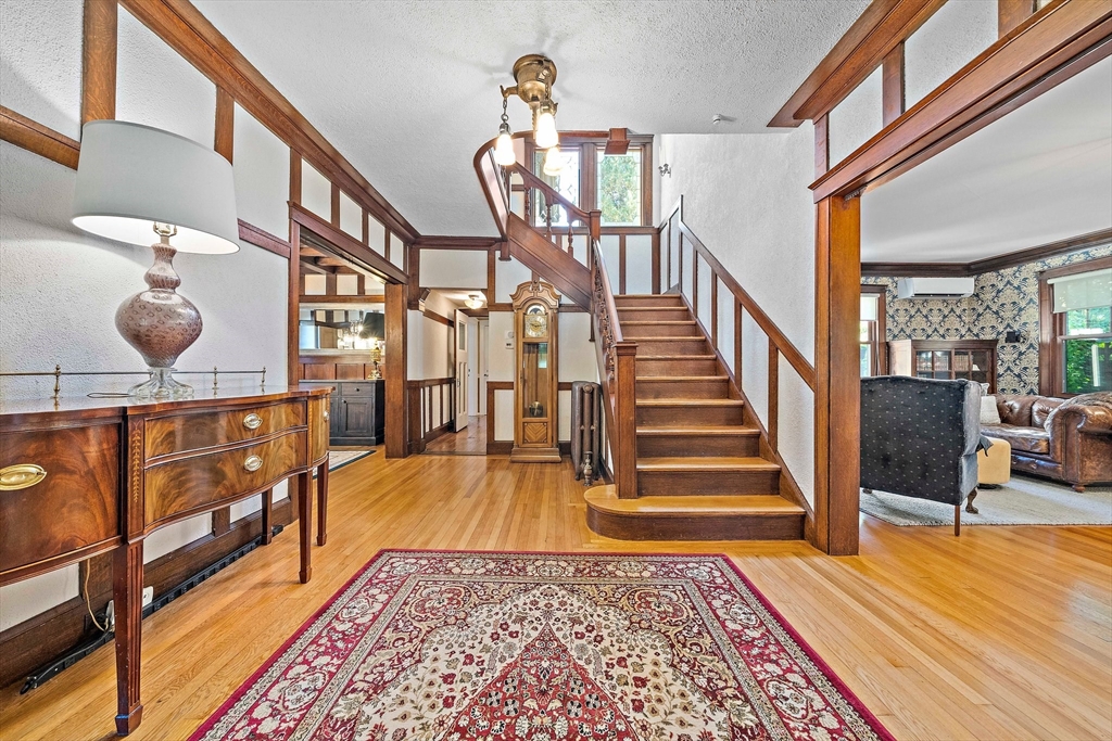 234 County St