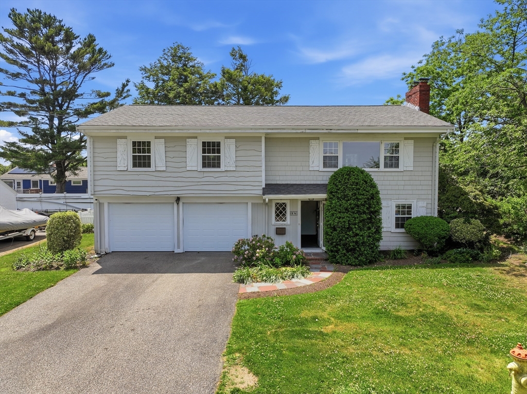 18 Livesey Rd