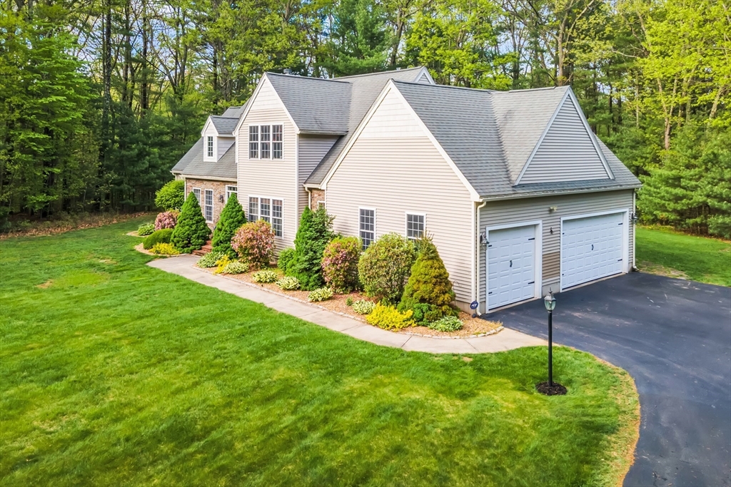 12 Cranberry Circle