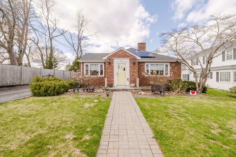 554 Madison Street Fall River MA 02720