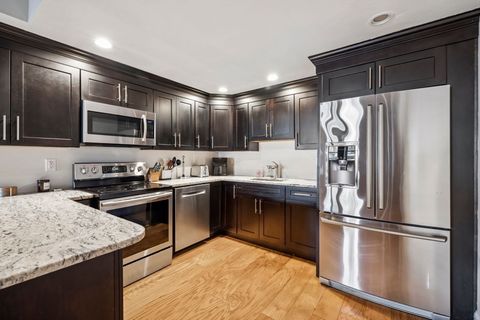 57 Fulton Street 4 Boston MA 02109