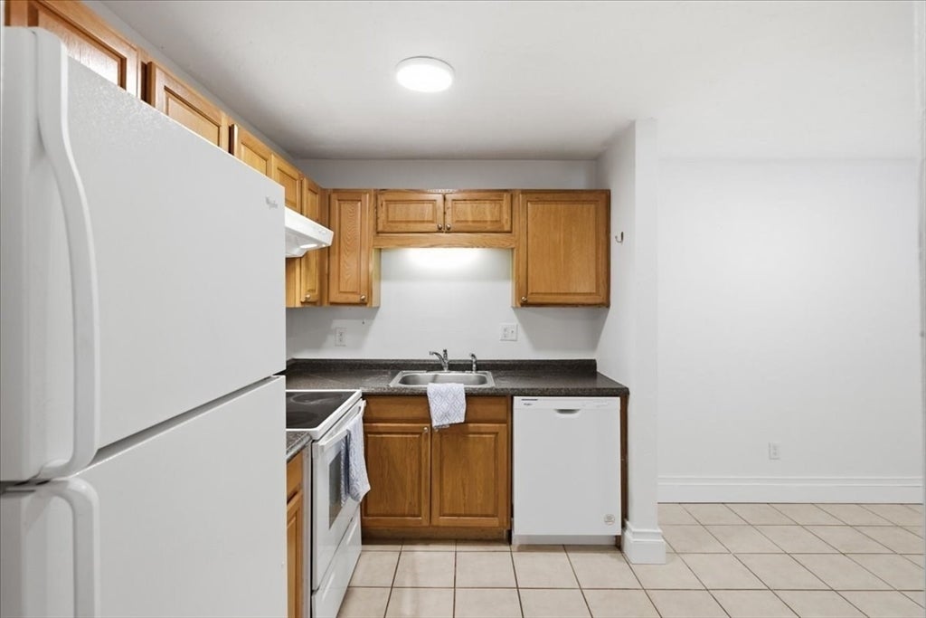 976 Plain ST #54, Marshfield, MA Photo #16