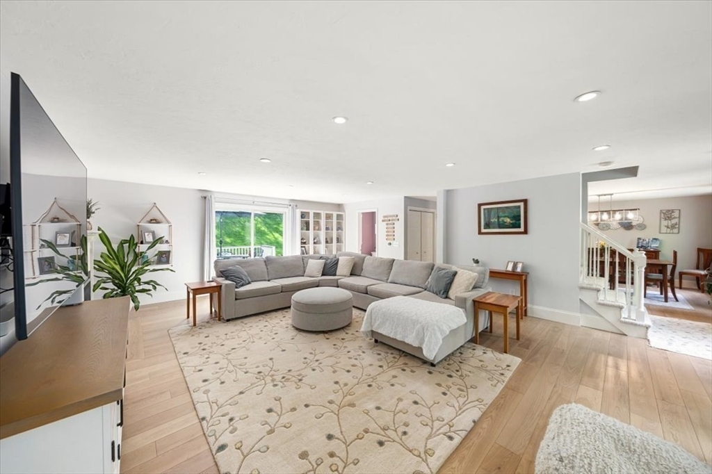 9 Running Brook Cir, Ashland, MA, 9 Running Brook Cir, Ashland, MA Photo #11