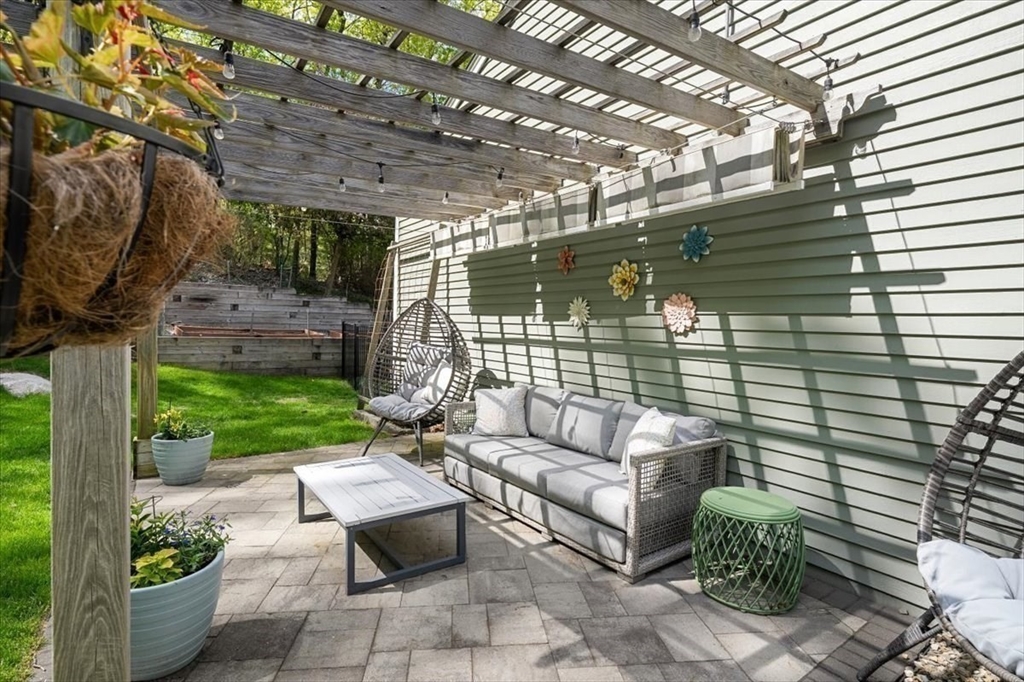 9 Running Brook Cir, Ashland, MA, 9 Running Brook Cir, Ashland, MA Photo #32