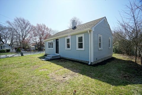 47 Green St Abington MA 02351