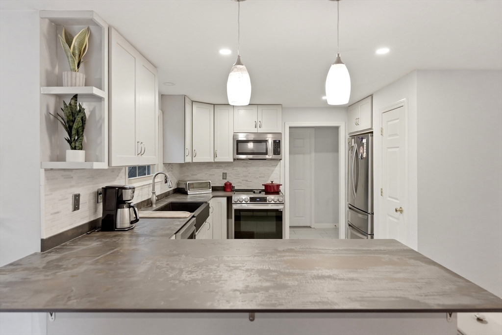 12 Alpine Run Rd