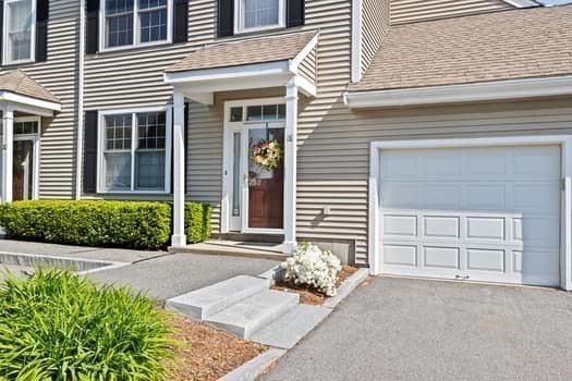 18 Evergreen Cir 18