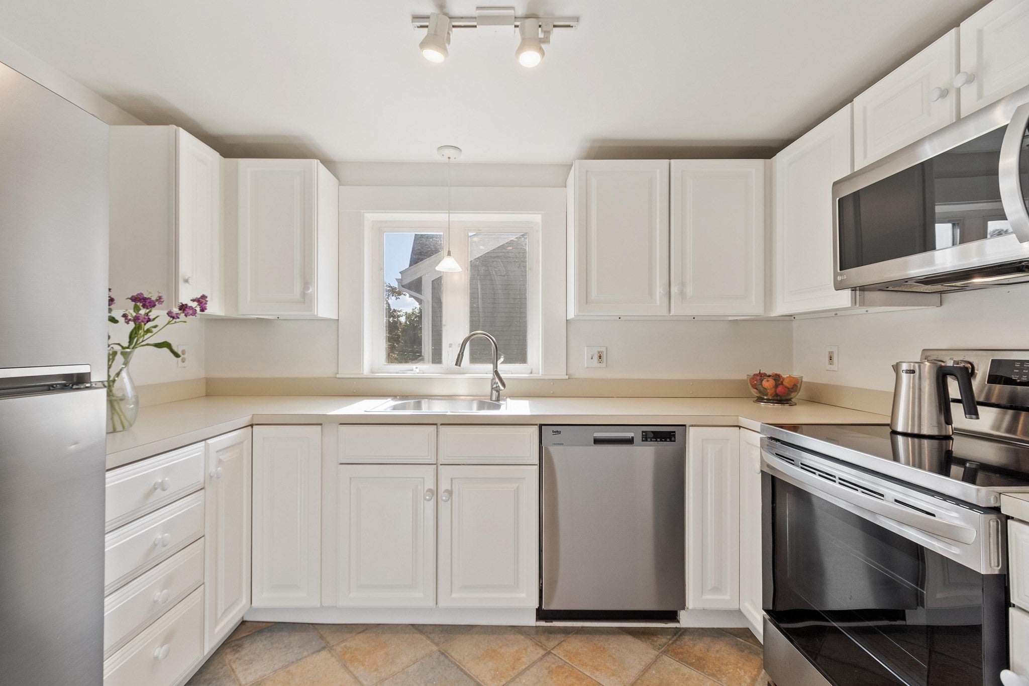7 Thoreau Court #7, Concord, MA, 7 Thoreau Court #7, Concord, MA Photo #11
