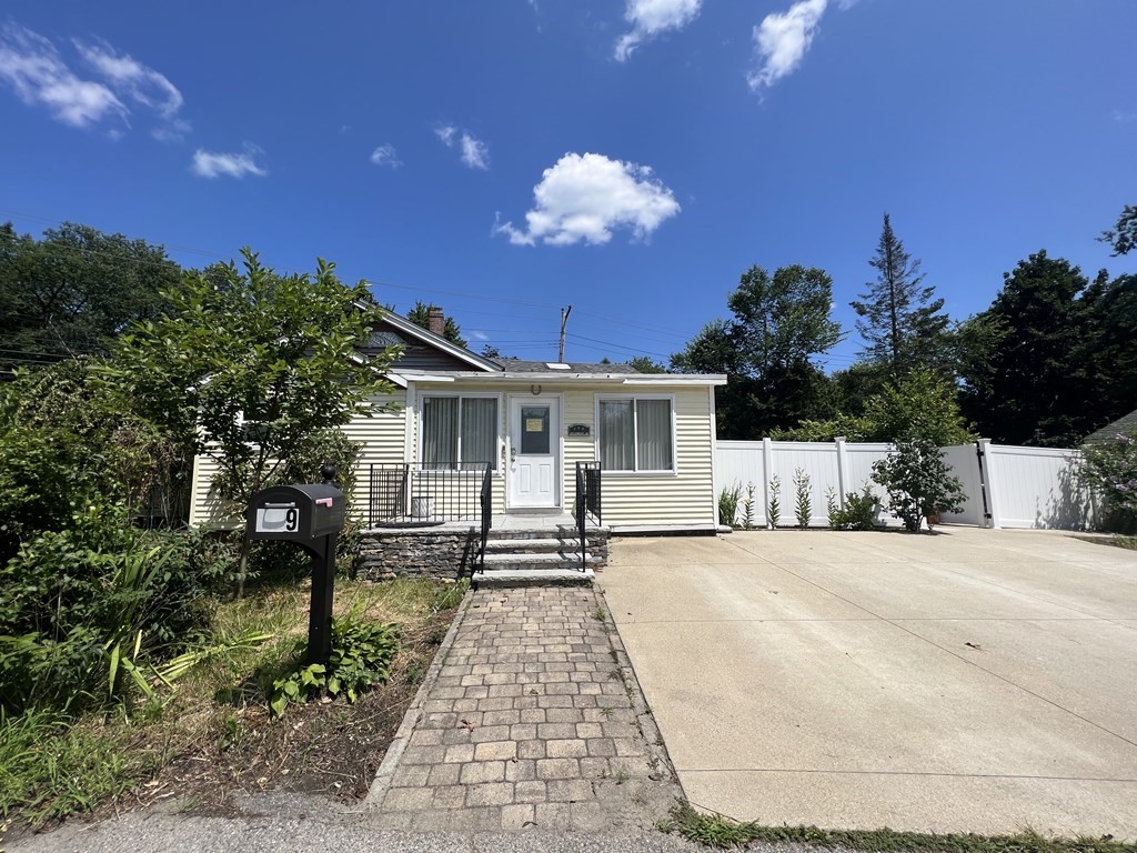 Photo 1 of 6 of 379 Cambridge St house