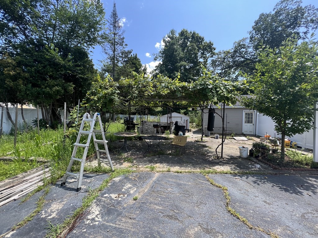 Photo 4 of 6 of 379 Cambridge St house