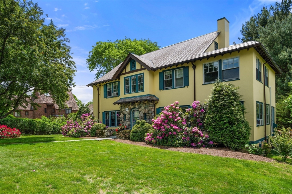 240 Windsor Rd
