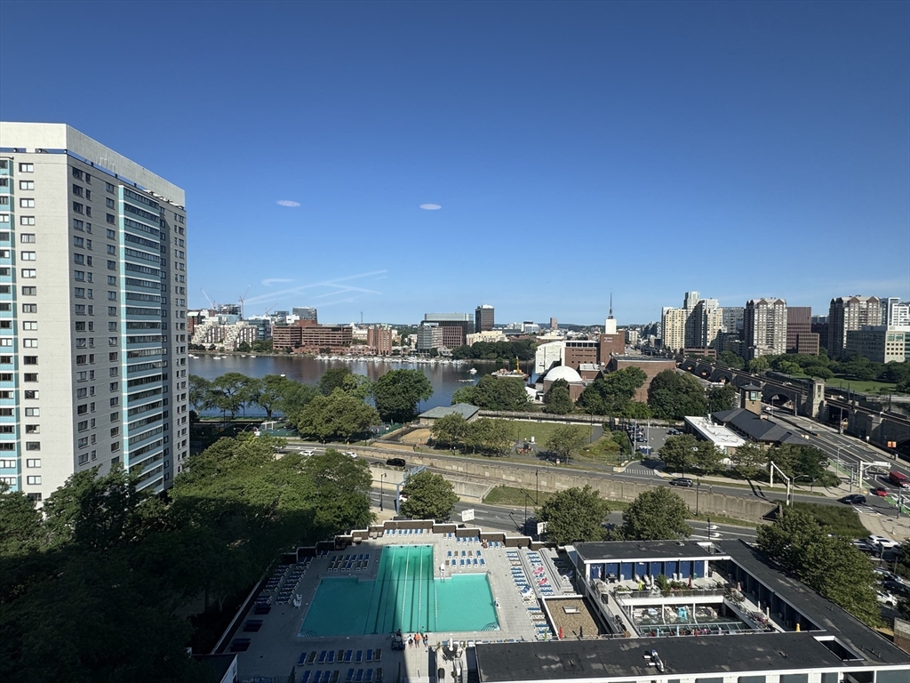 Boston, Massachusetts 02114, United States, 2 Bedrooms Bedrooms, ,2 BathroomsBathrooms,Residential,Active,175470