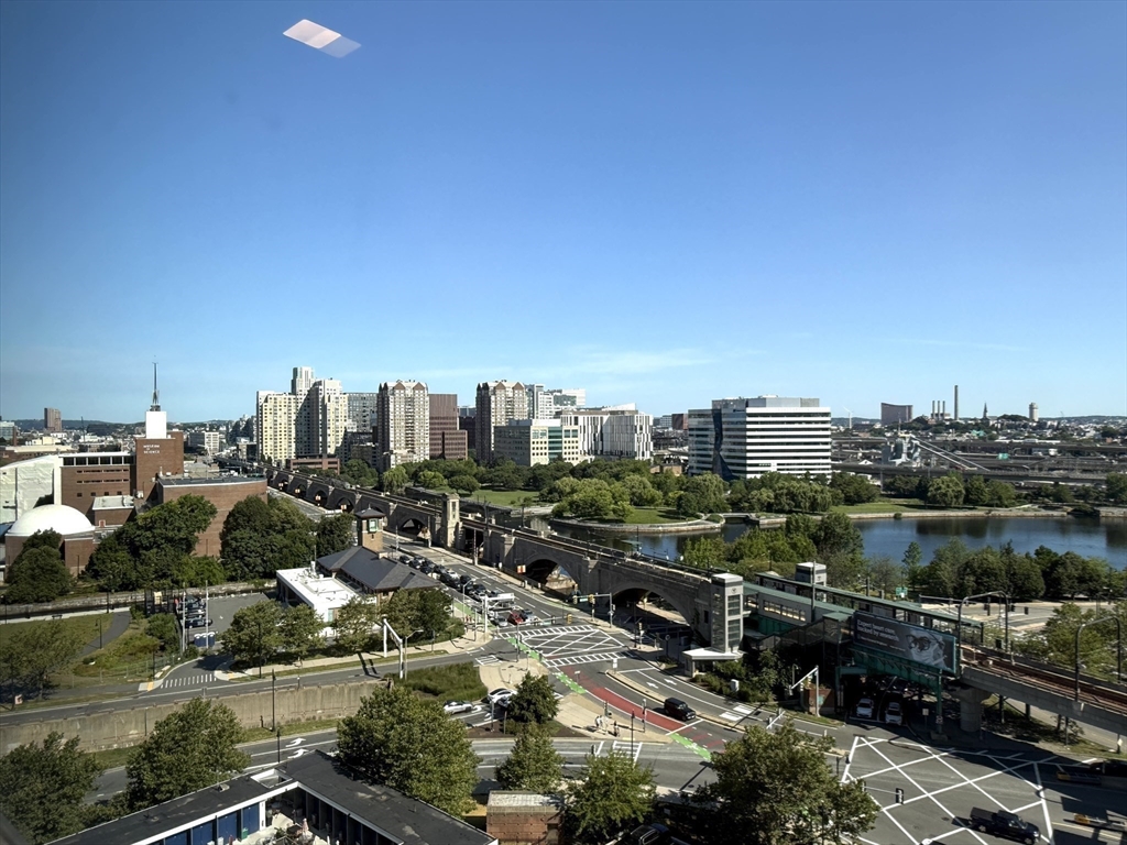 Boston, Massachusetts 02114, United States, 2 Bedrooms Bedrooms, ,2 BathroomsBathrooms,Residential,Active,175470