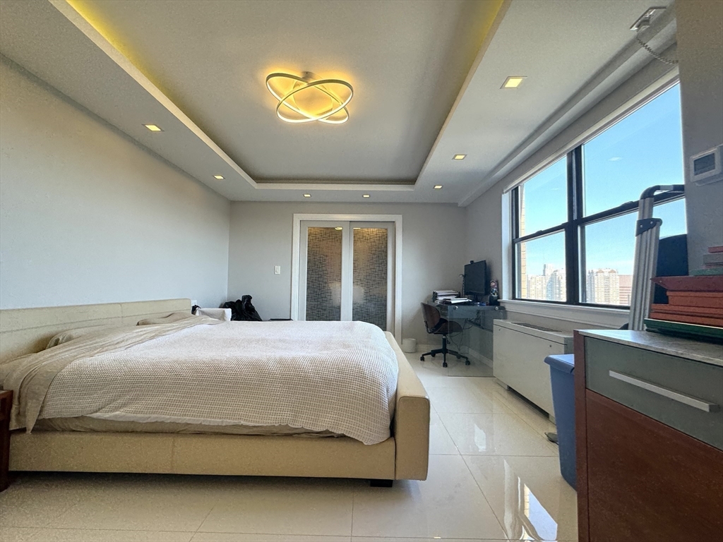 Boston, Massachusetts 02114, United States, 2 Bedrooms Bedrooms, ,2 BathroomsBathrooms,Residential,Active,175470