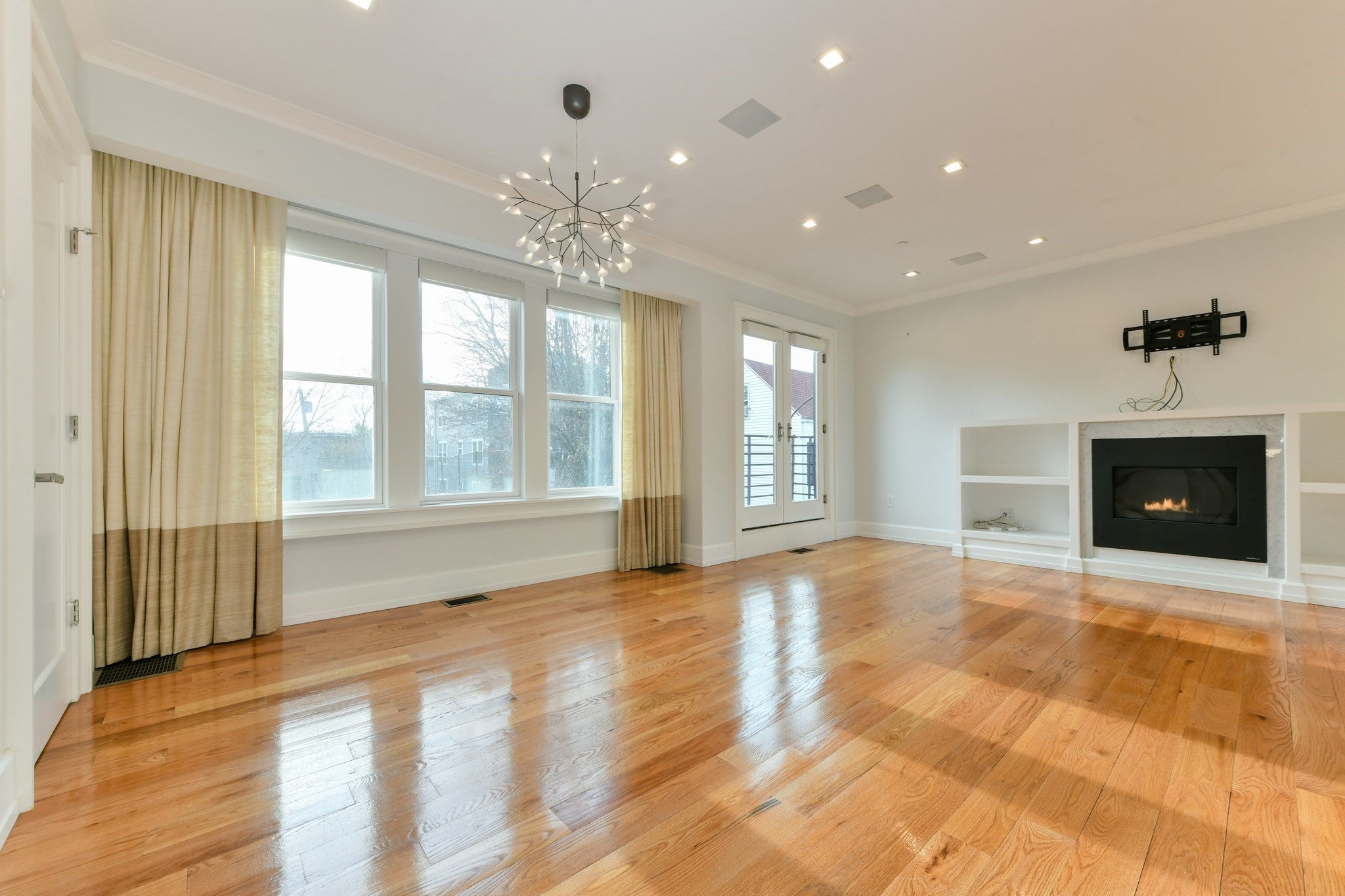 166 Gold St #166, Boston, MA, 166 Gold St #166, Boston, MA Photo #3