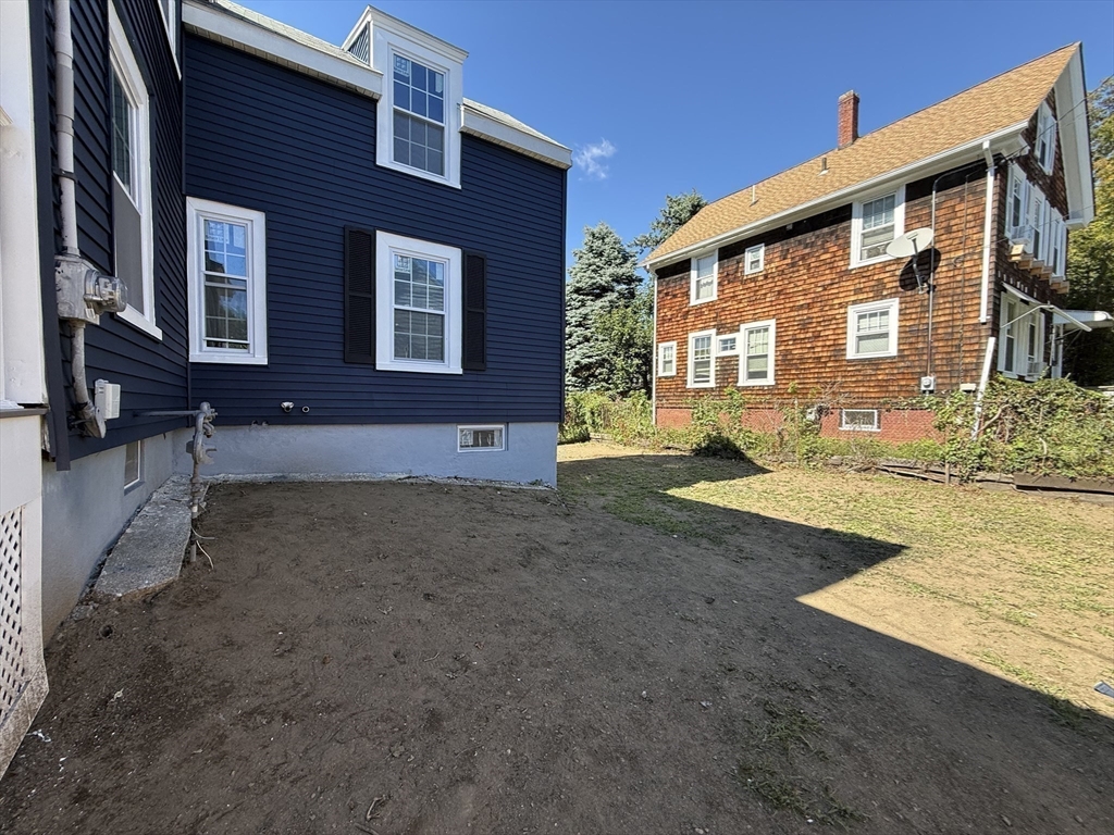 20 Howard