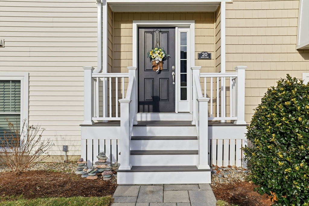 20 Daisy Ln