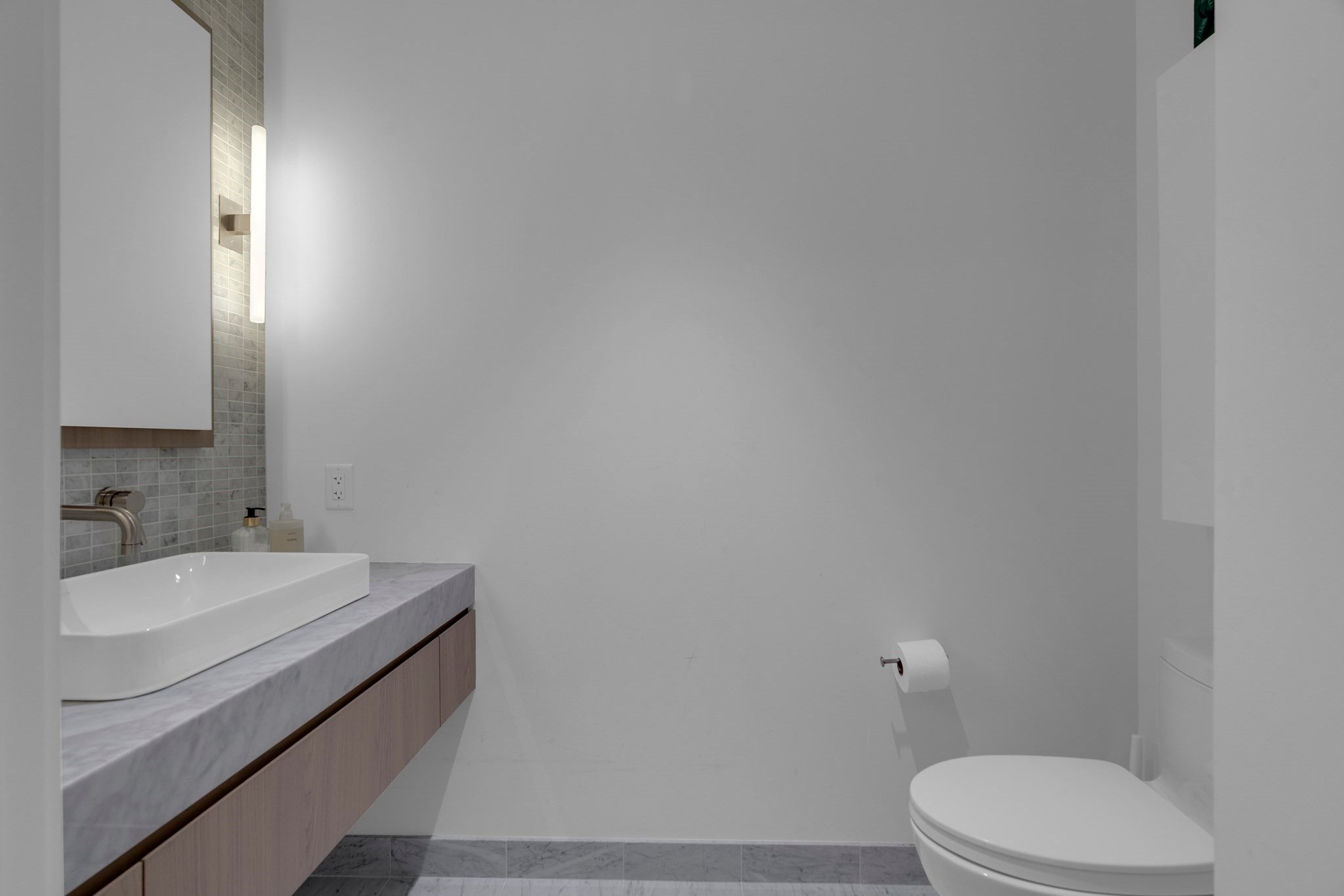430 Stuart St #22B, Boston, MA Photo #14