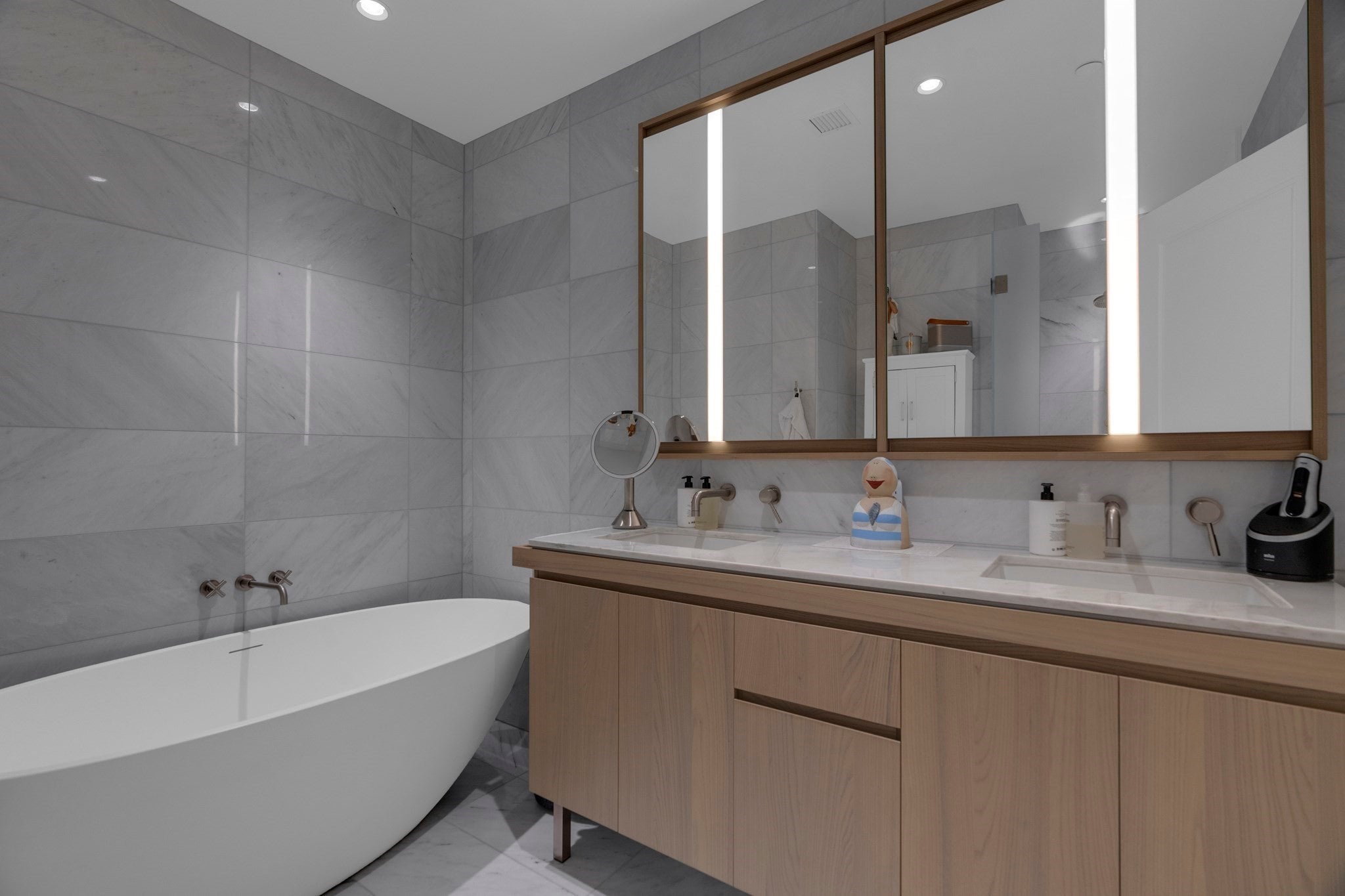 430 Stuart St #22B, Boston, MA Photo #7
